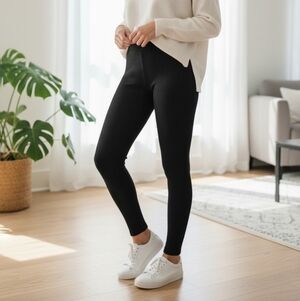 Black Ribbed Leggings. Mikuta